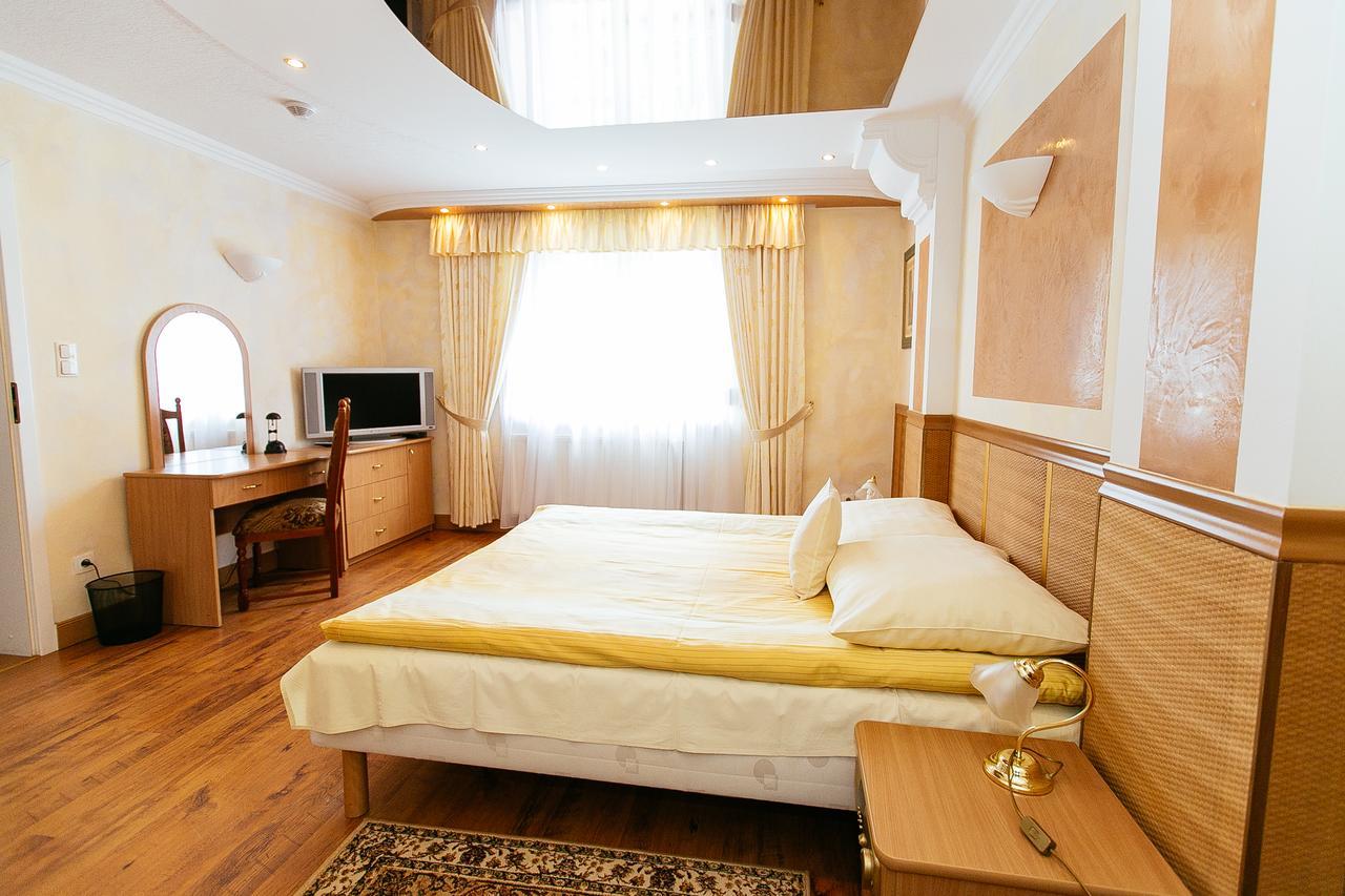 Dom Nad Rzeka Hotell